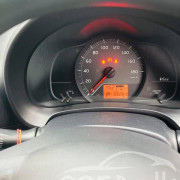 TOYOTA VITZ 2012