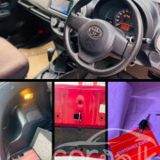 TOYOTA VITZ 2012
