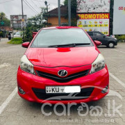 TOYOTA VITZ 2012