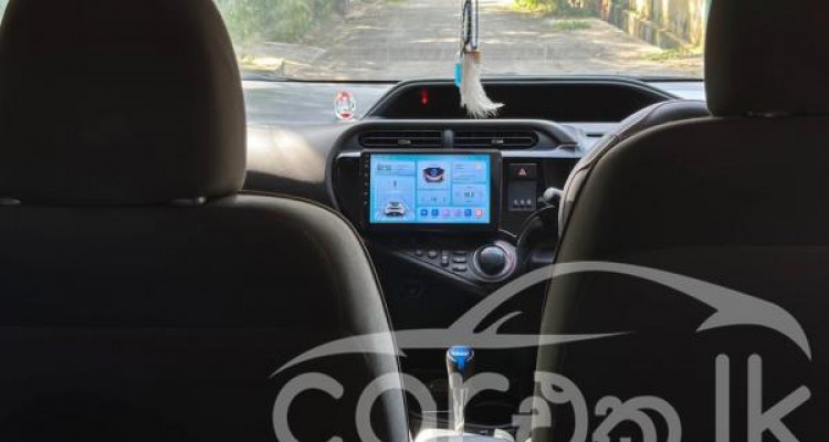 TOYOTA AQUA 2014