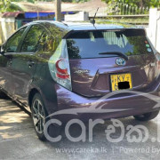 TOYOTA AQUA 2014