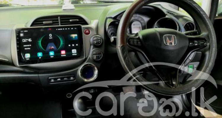 HONDA FIT SHUTTLE 2012