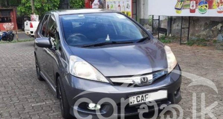 HONDA FIT SHUTTLE 2012
