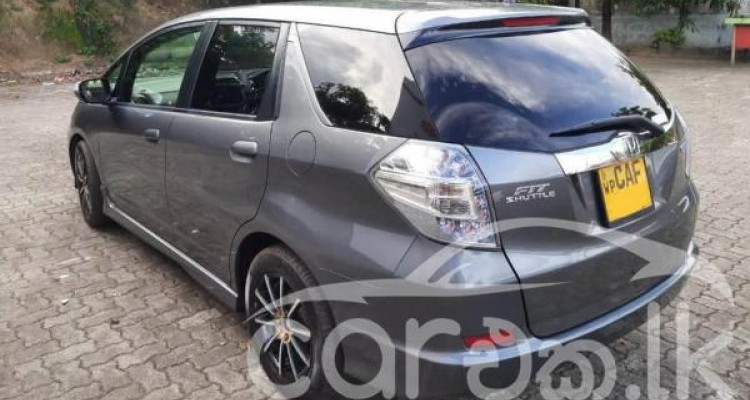 HONDA FIT SHUTTLE 2012