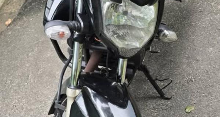 TVS APACHE 2012