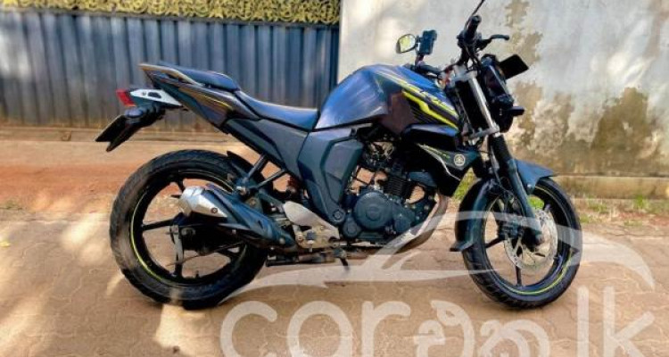 YAMAHA FZ 2016