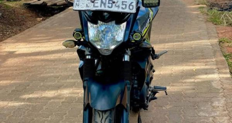YAMAHA FZ 2016