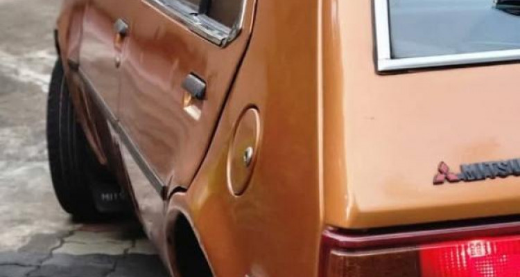 MITSUBISHI COLT 1982