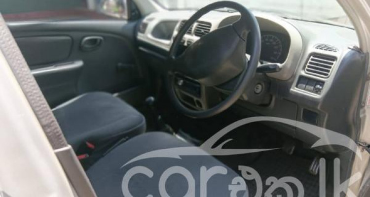 SUZUKI MARUTI 800 2010