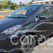 TOYOTA VITZ 2015