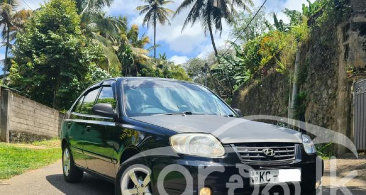 HYUNDAI ACCENT 2003