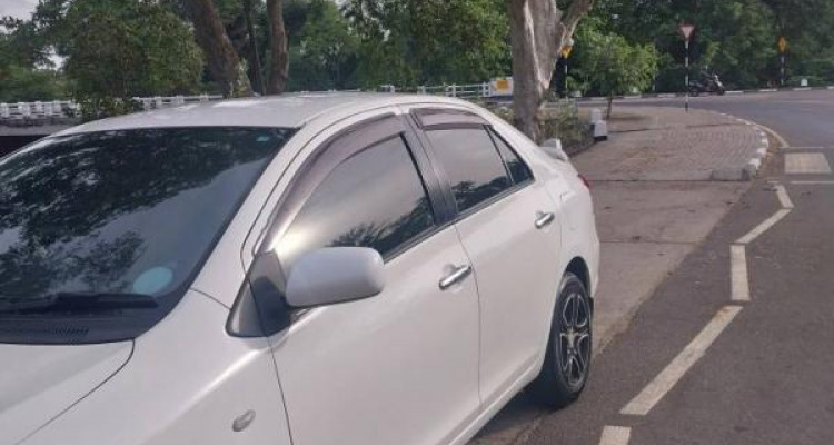 TOYOTA BELTA 2007