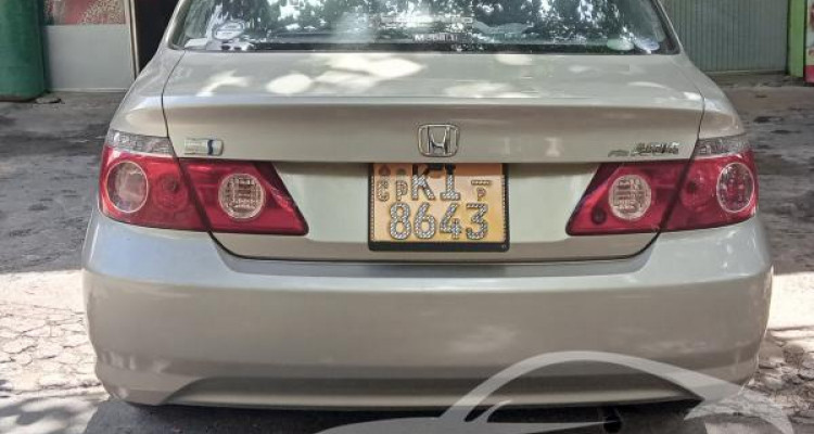 HONDA FIT ARIA 2008