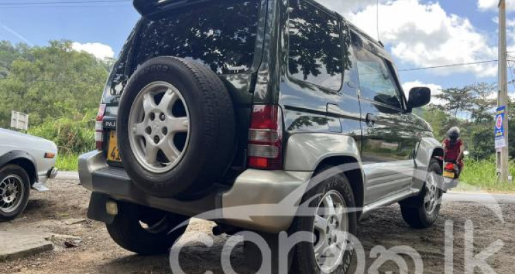 MITSUBISHI PAJERO 1997