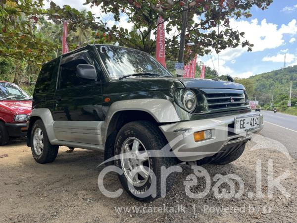 MITSUBISHI PAJERO 1997