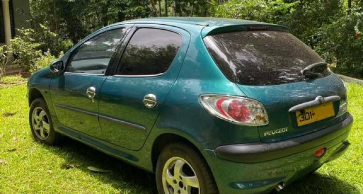 PEUGEOT 206 1999