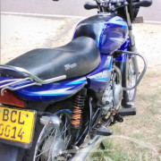 BAJAJ CT100 2015