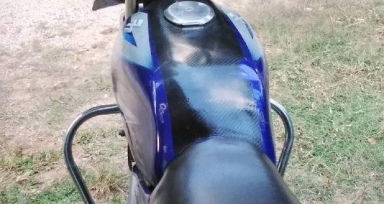BAJAJ CT100 2015