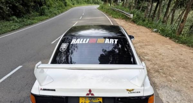 MITSUBISHI LANCER CB3A 1995