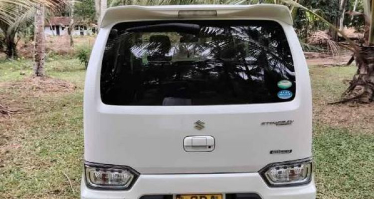 SUZUKI WAGON R STINGRAY 2018