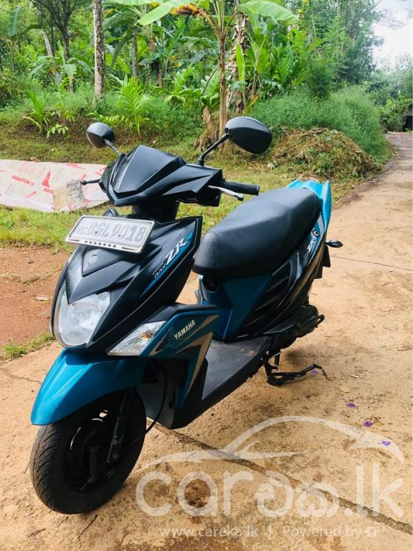 YAMAHA ZR 2018