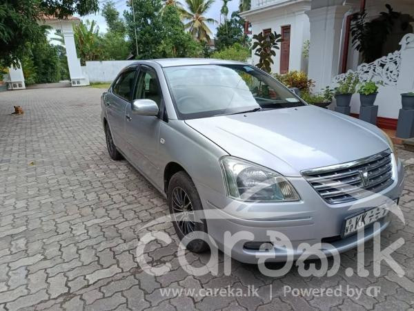 TOYOTA PREMIO 2011