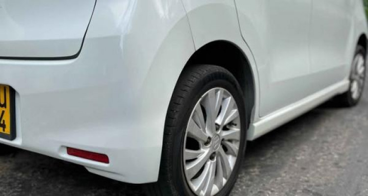 SUZUKI WAGON R FZ 2016