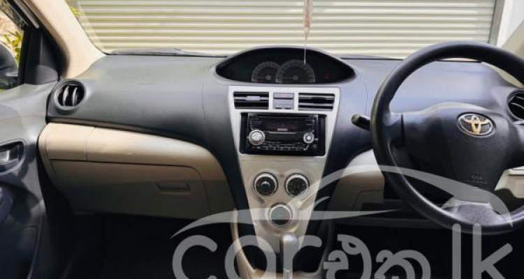 TOYOTA YARIS 2007