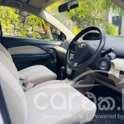 TOYOTA YARIS 2007
