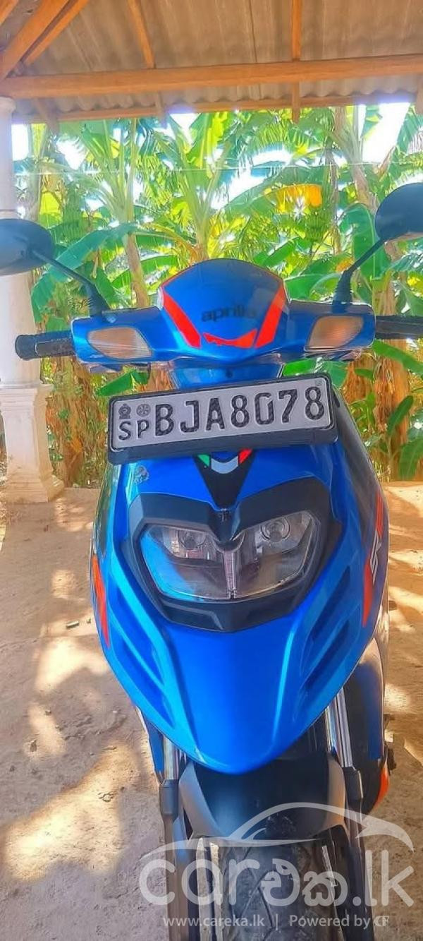 APRILIA SR125 2019