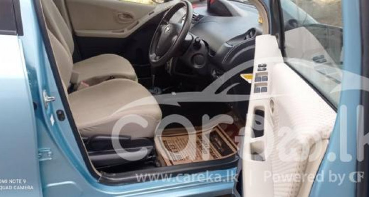 TOYOTA VITZ 2007