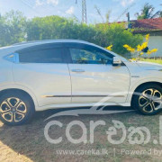 HONDA VEZEL 2016