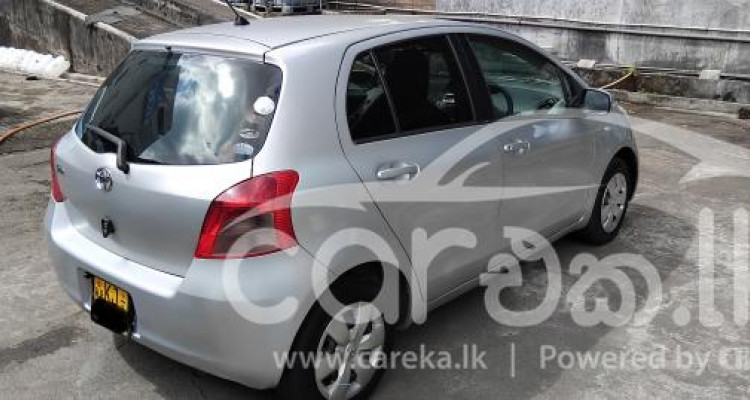 TOYOTA VITZ 2007