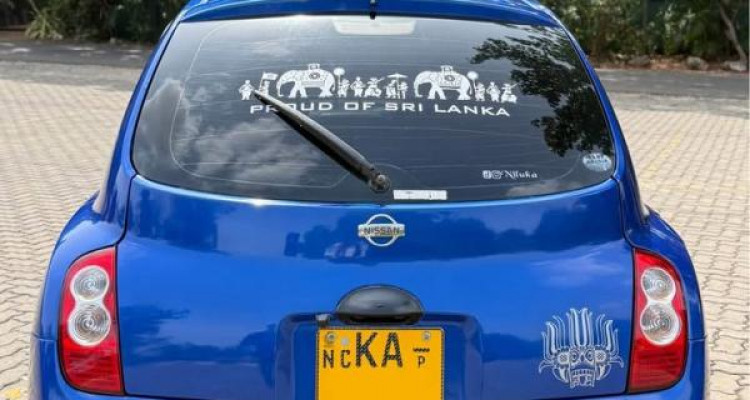 NISSAN MARCH AK12 2002