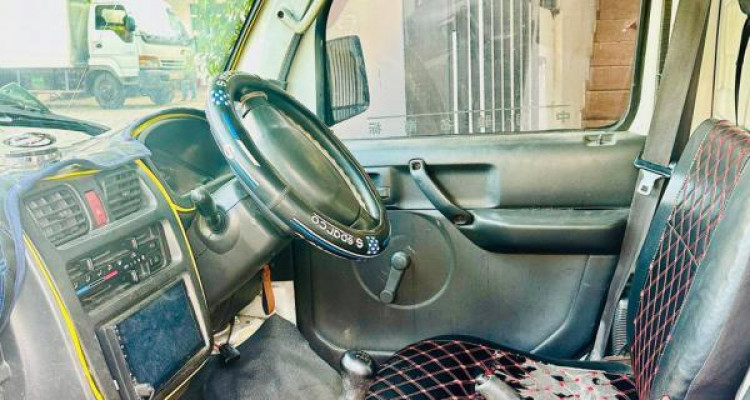 SUZUKI DA63 2003