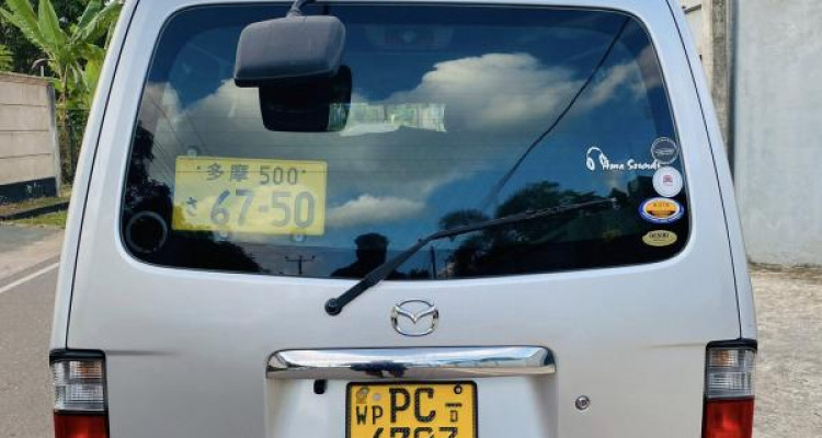MAZDA BONGO 2009