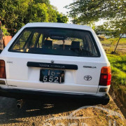 TOYOTA COROLLA DX WAGON 1986