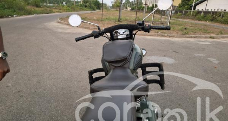 ROYAL ENFIELD CLASSIC 2016