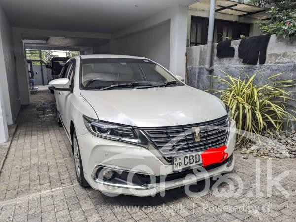 TOYOTA PREMIO 2017