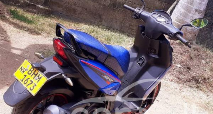 APRILIA SR125 2019