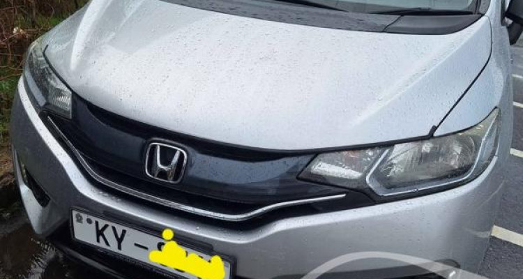 HONDA FIT GP5 2014