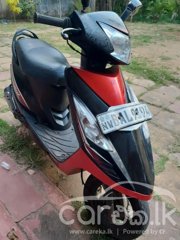 TVS SCOOTY STREAK 2013