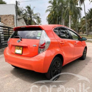 TOYOTA AQUA 2013