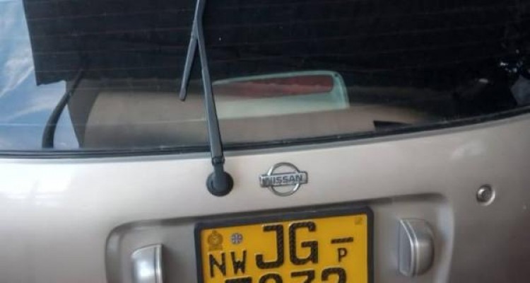 NISSAN MARCH K11 2001