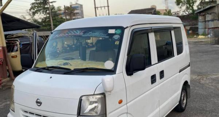 NISSAN CLIPPER NV100 2014