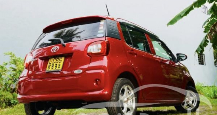 TOYOTA PASSO 2016