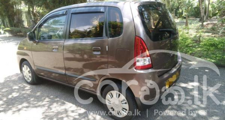 SUZUKI ESTILO 2012