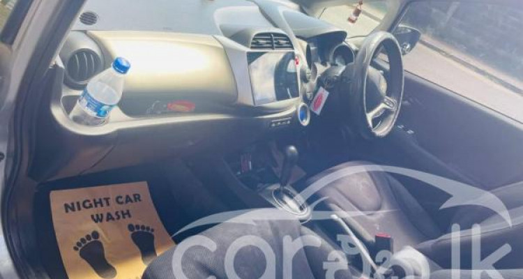 HONDA FIT GP1 2012