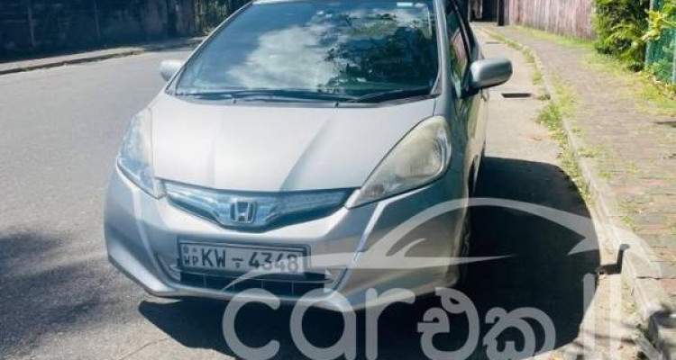 HONDA FIT GP1 2012