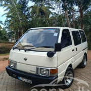 NISSAN VANETTE 1987